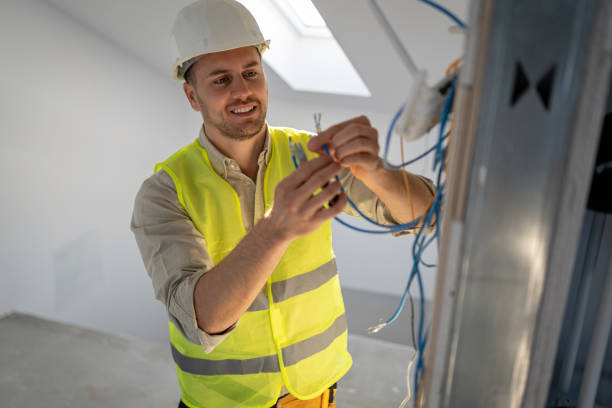 Best Residential Electrician Services  in Waupaca, WI